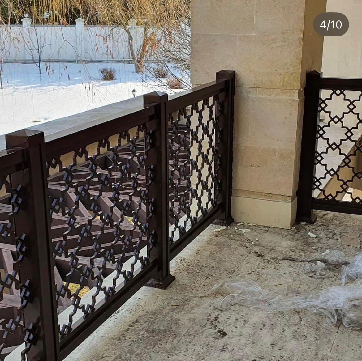 Перила с мавританским орнаментом